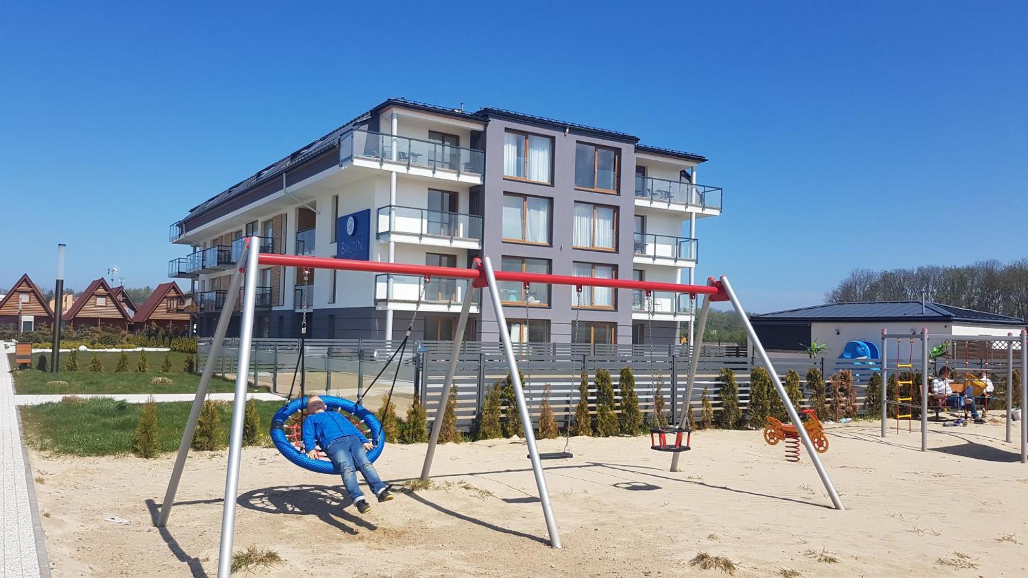Apartamenty Przystanek Plaza Сарбиново Экстерьер фото